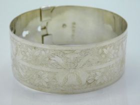 A 1946 Chester silver adjustable bangle by Charles