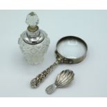 A c.1824 George IV London silver William Chawner caddy spoon, tidy silver repair to rear of handle,