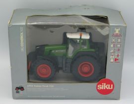 A boxed Siku Control 6752 Fendtt 930 tractor, scal