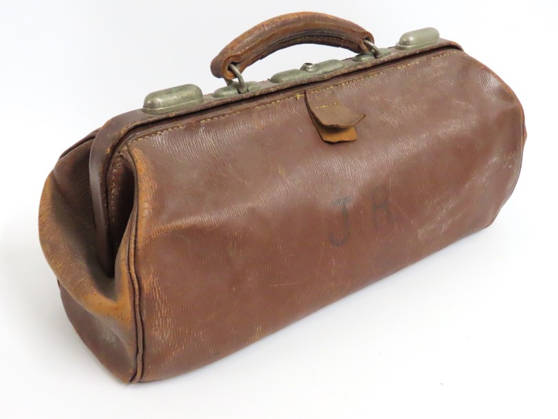 A leather G.P.O Gladstone bag, initially J.R, G.P.