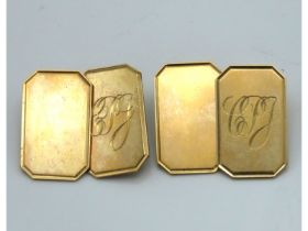 A pair of 9ct gold cufflinks, monogrammed, 18mm wi
