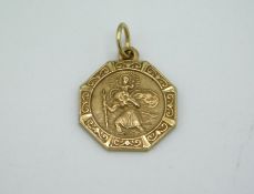 A 9ct gold pendant, 13mm diameter, 1.8g