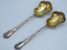 A pair of Edwardian 1907 Sheffield silver dessert