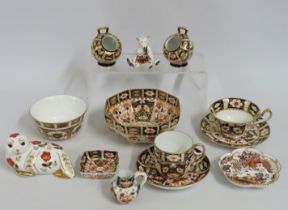 A quantity of Royal Crown Derby Imari porcelain in
