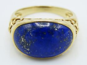 A 9ct gold lapis lazuli ring, stone 18mm x 12mm, 5