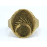 A 9ct gold signet ring, 5.6g, size T/U