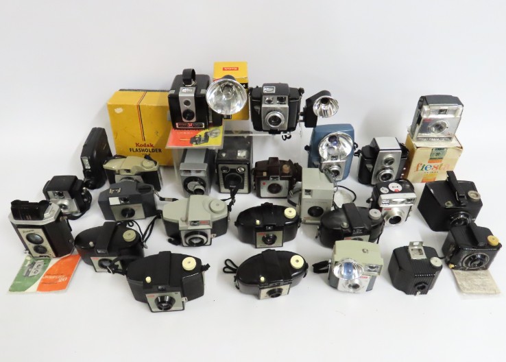 Twenty five mostly Kodak Brownie cameras including