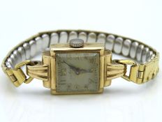 A ladies 9ct gold cased Avia wristwatch, runs when