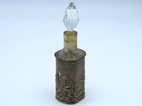 An 1899 Chester silver cased scent bottle by Georg