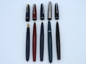 Five Parker fountain pens including Parker '51' wi