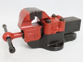 A Parkinson's 'Trade Perfect Vise' bench vice with