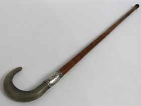 A gents bamboo walking cane with horn handle & Lon