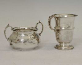 George VI silver sugar bowl, together with a silver pedestal cup