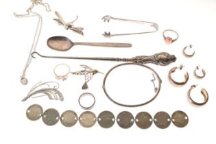 Assorted small silver items