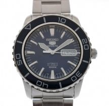 Seiko 5 Sports - Gentleman's automatic stainless steel wristwatch