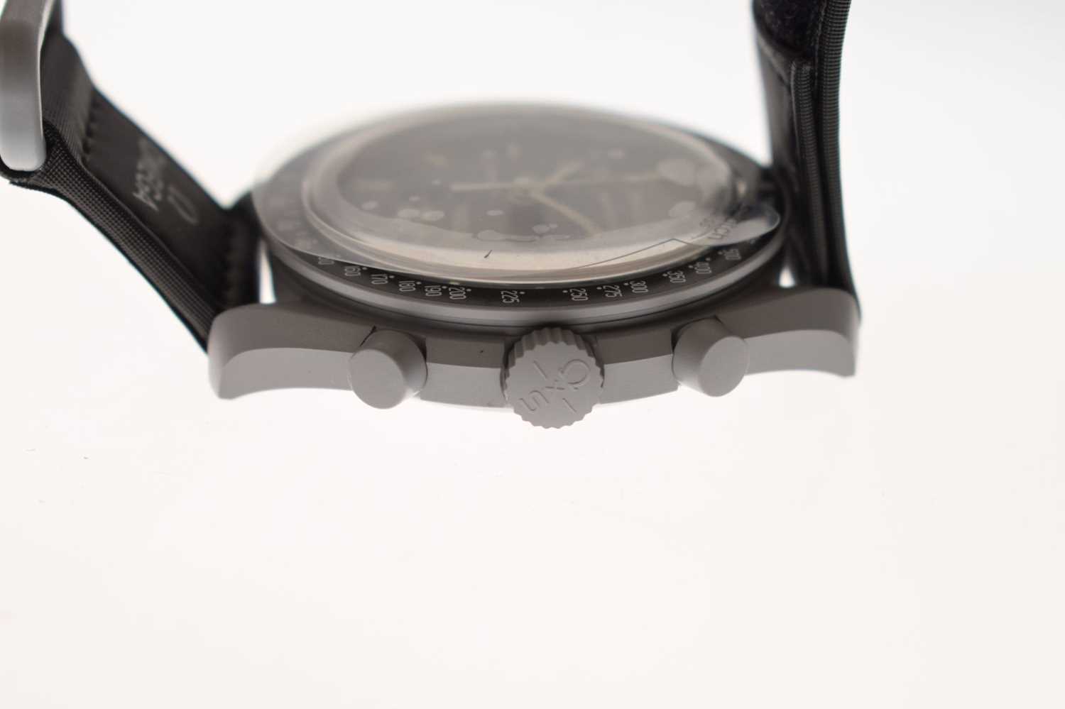 Swatch Omega Speedmaster - Gentleman's 'Mission to the Moon' wristwatch - Image 3 of 9