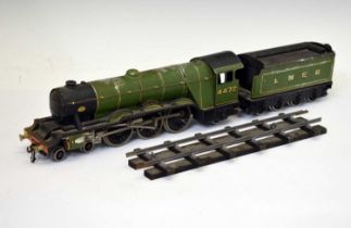 Bassett Lowke 'O' gauge 'Flying Scotsman' locomotive and tender