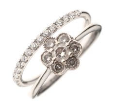 18ct white gold diamond daisy cluster ring