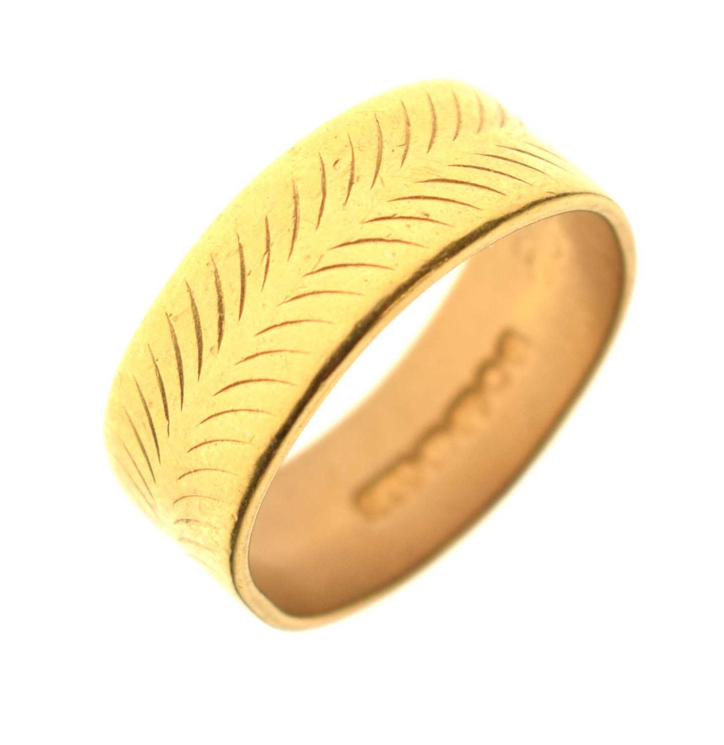 22ct gold wedding band