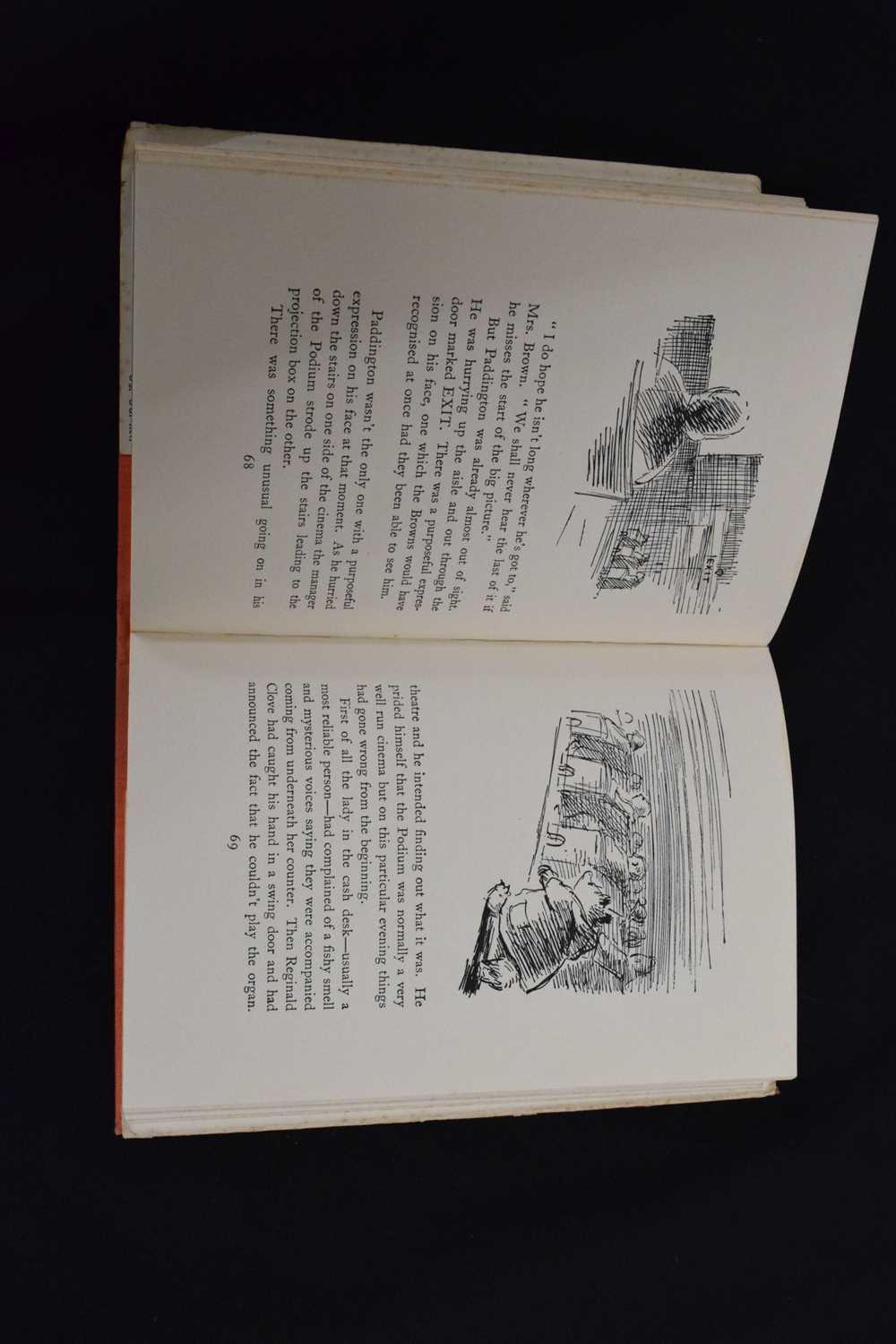 Bond, Michael - 'Paddington Helps Out' - First edition with dust wrapper 1960 - Image 6 of 7