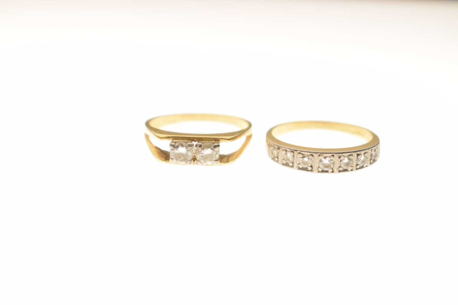 18ct gold half-eternity ring set seven diamonds - Image 6 of 6