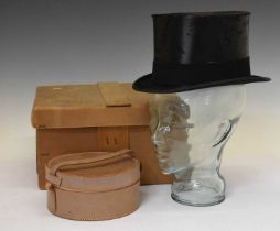 A.J. White Ltd. - Gentleman's top hat and collar case