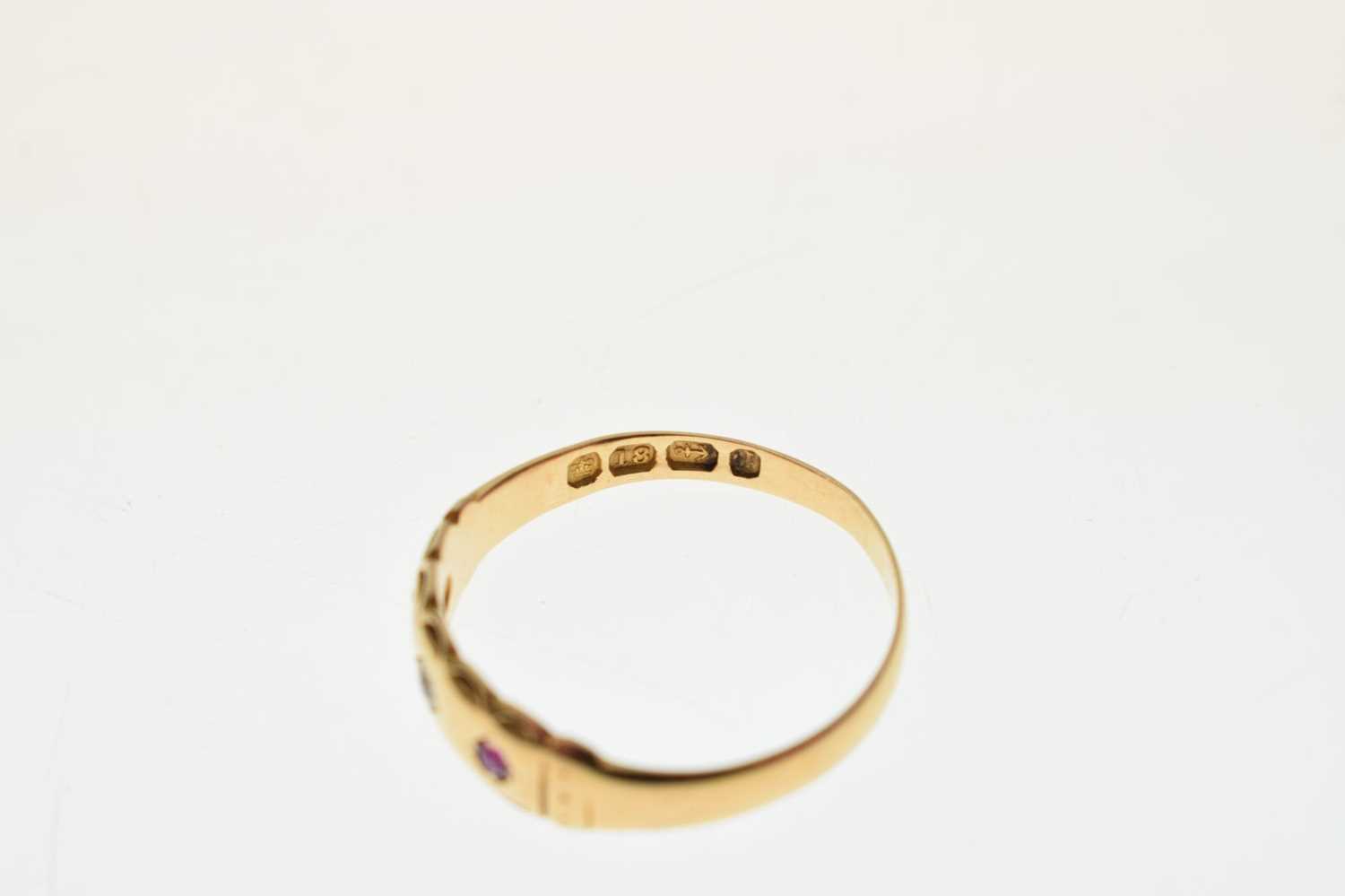 Three 18ct gold rings - Image 8 of 8