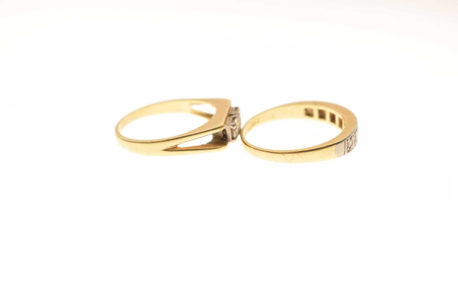 18ct gold half-eternity ring set seven diamonds - Image 4 of 6