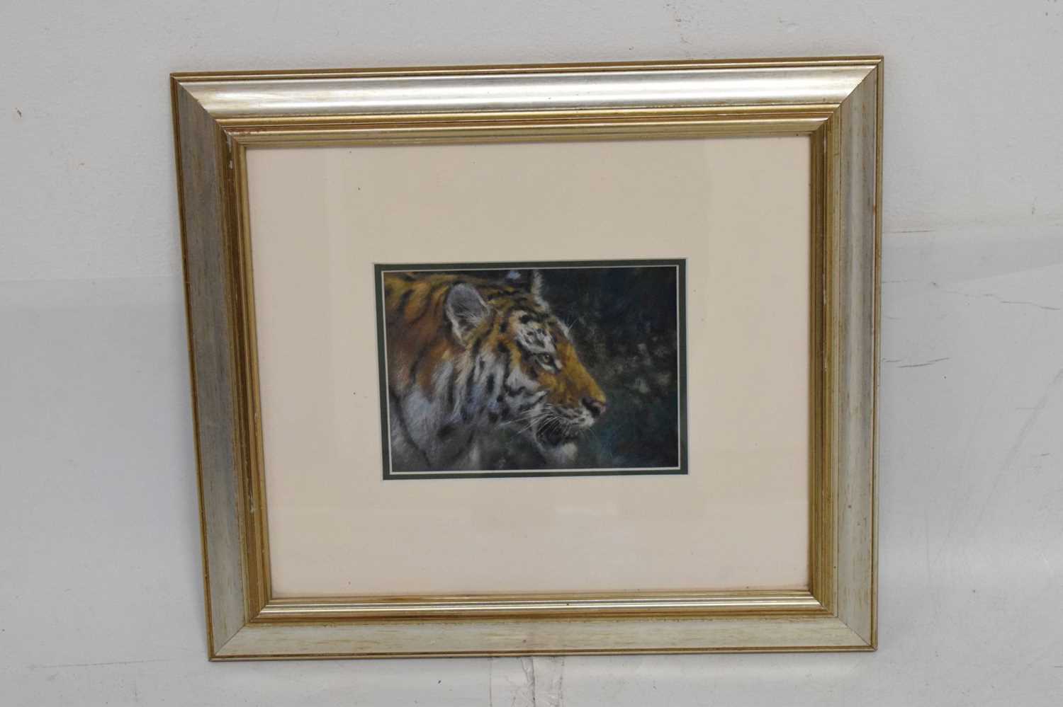 Joel Kirk (British, b.1948) - Pastel - Profile of a tiger - Image 5 of 6