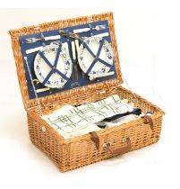 Optima picnic hamper and contents