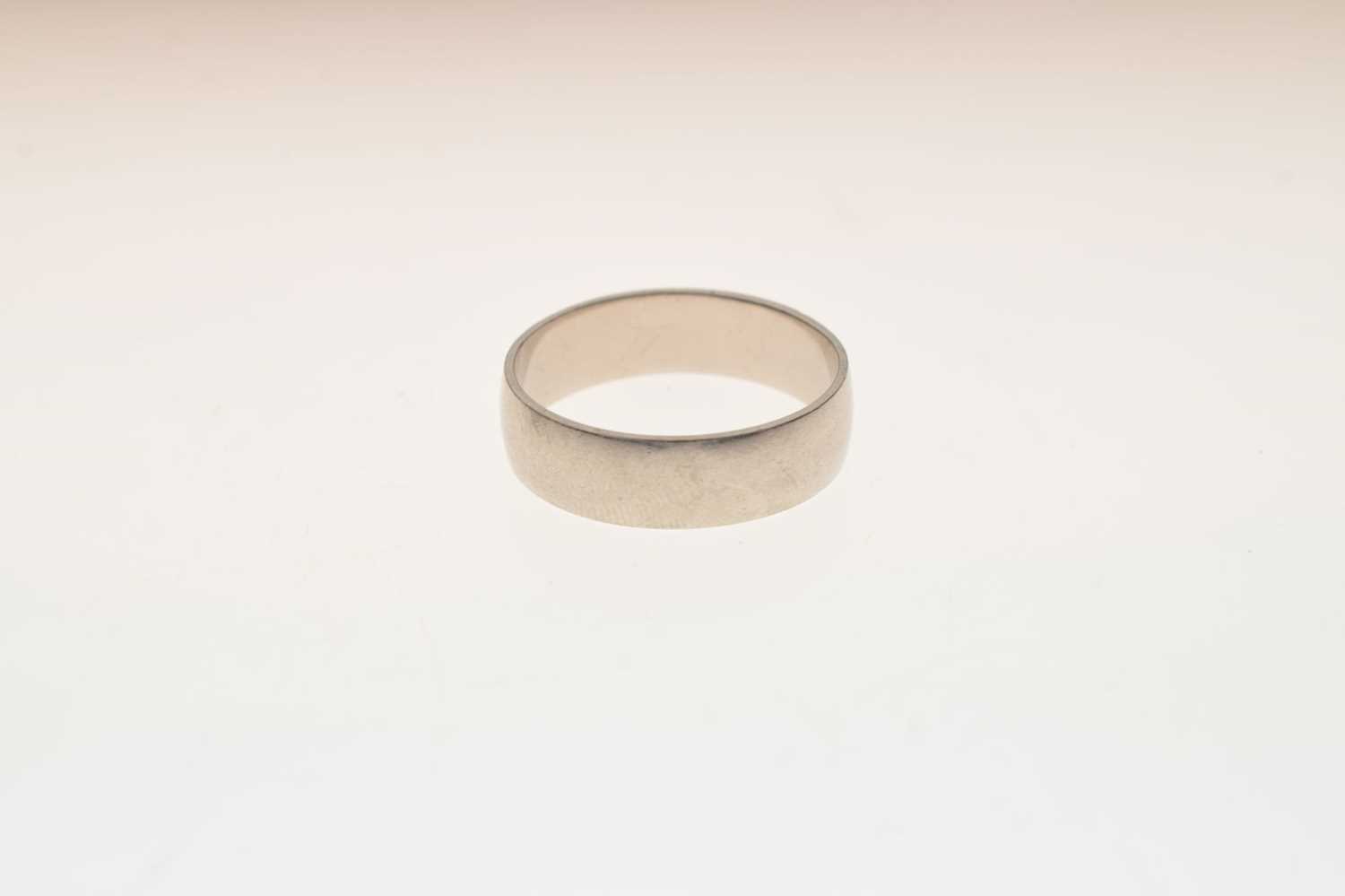 Palladium wedding ring - Image 2 of 5