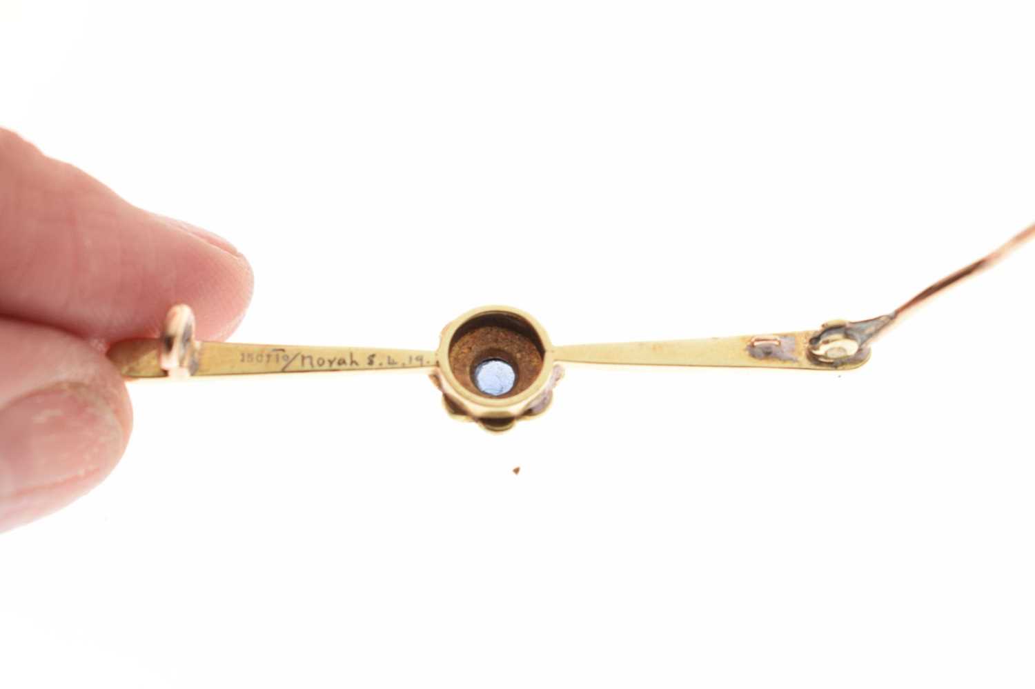 Early 20th century sapphire and seed pearl cluster bar brooch - Image 5 of 6