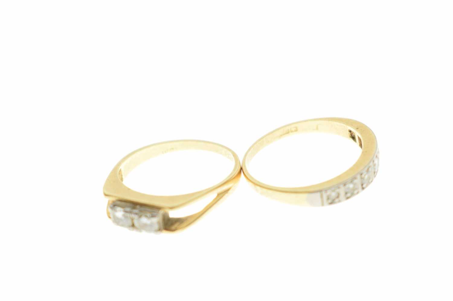 18ct gold half-eternity ring set seven diamonds - Image 5 of 6