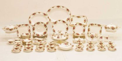Large quantity of approximately one hundred pieces of Royal Albert Old Country Roses
