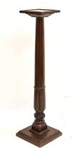 Early 20th century mahogany torchère/plant stand