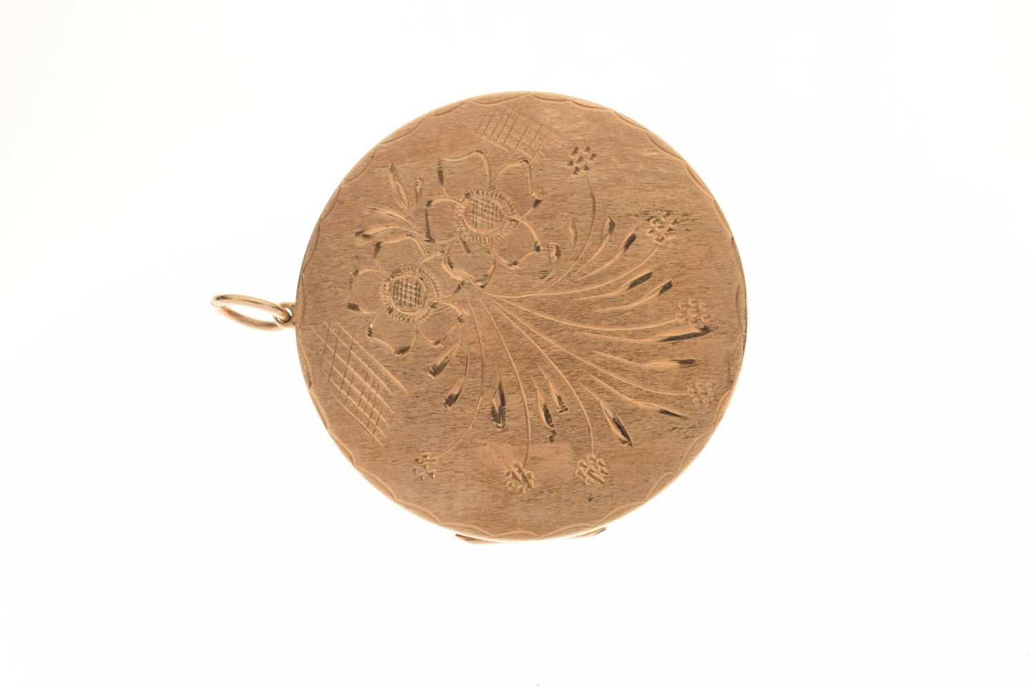9ct gold circular locket - Image 7 of 7