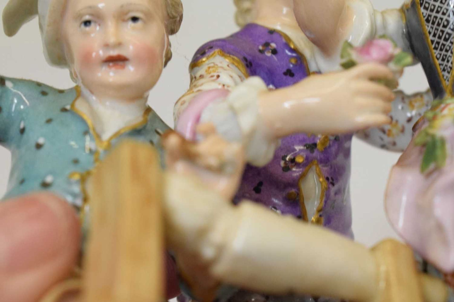 Meissen porcelain figural group - Image 9 of 13