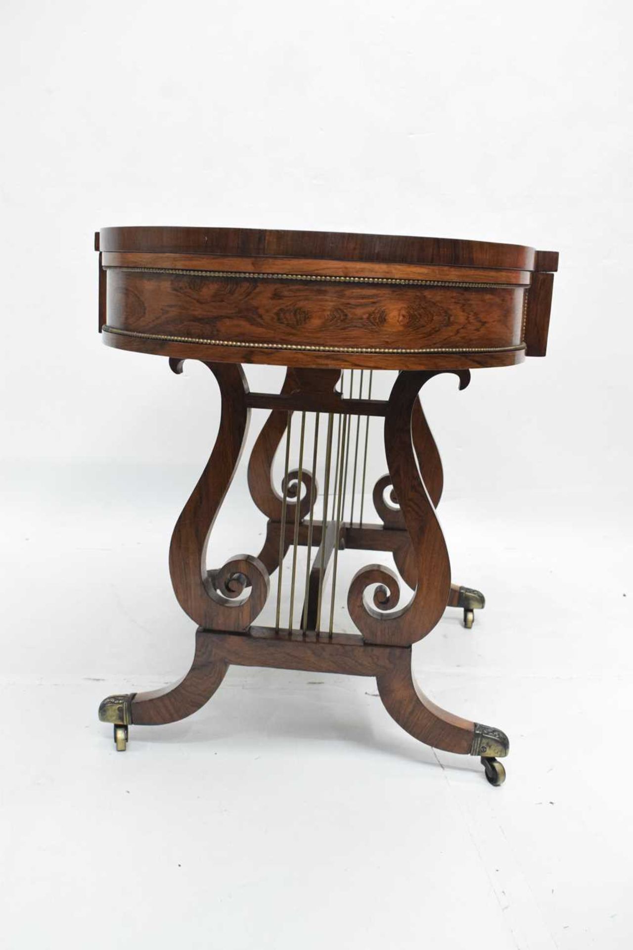 Fine Regency rosewood sofa backgammon table, in the manner of Gillows of Lancaster - Image 9 of 10