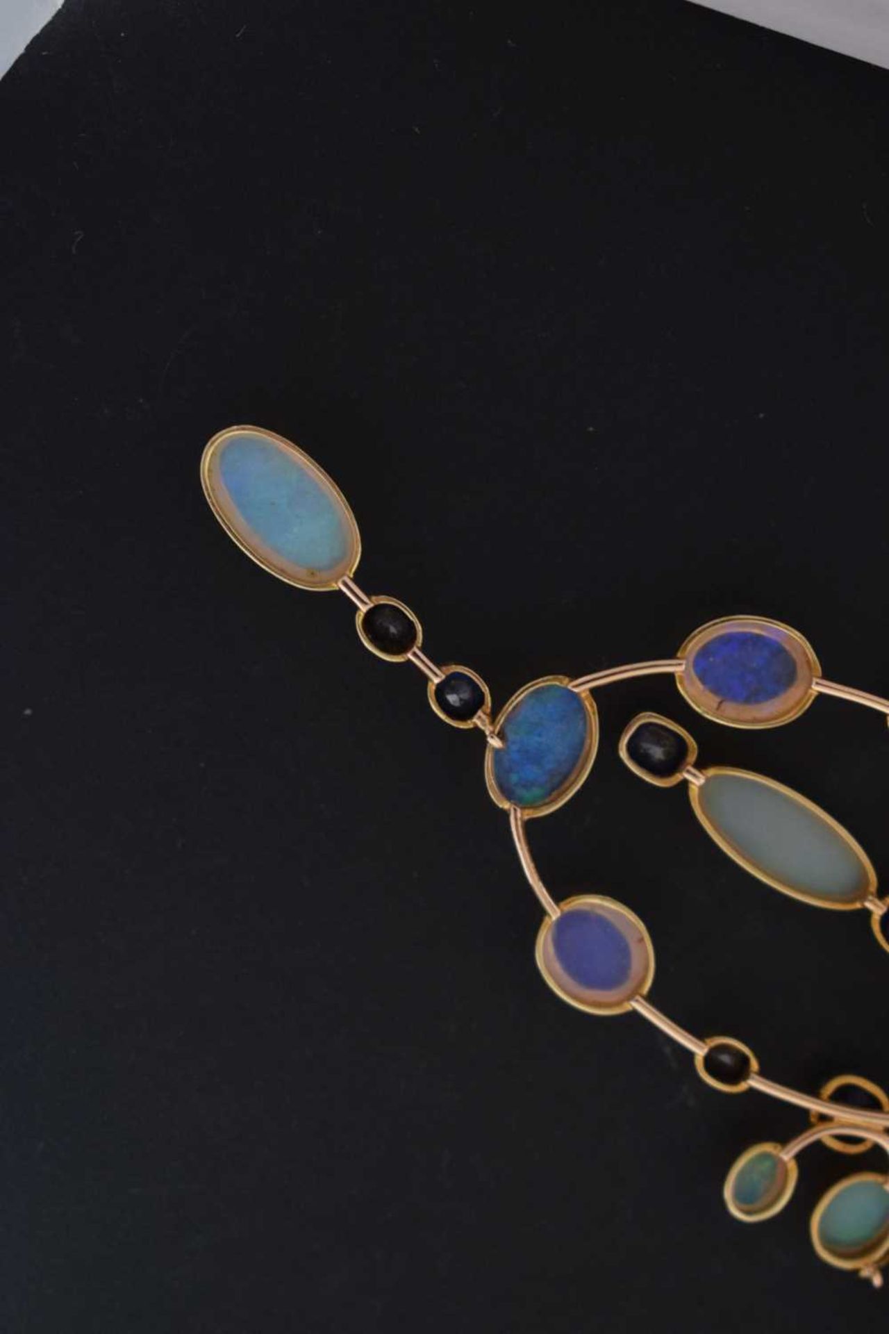 Opal and sapphire pendant necklace in the Arts and Crafts manner - Image 7 of 12