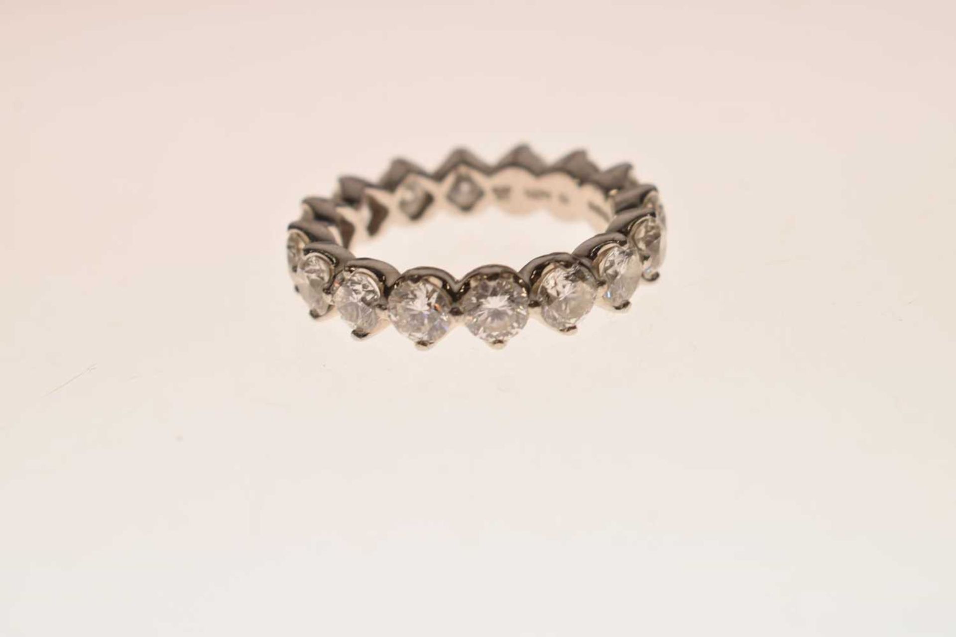 De Beers Allegria diamond platinum full eternity ring - Image 3 of 9