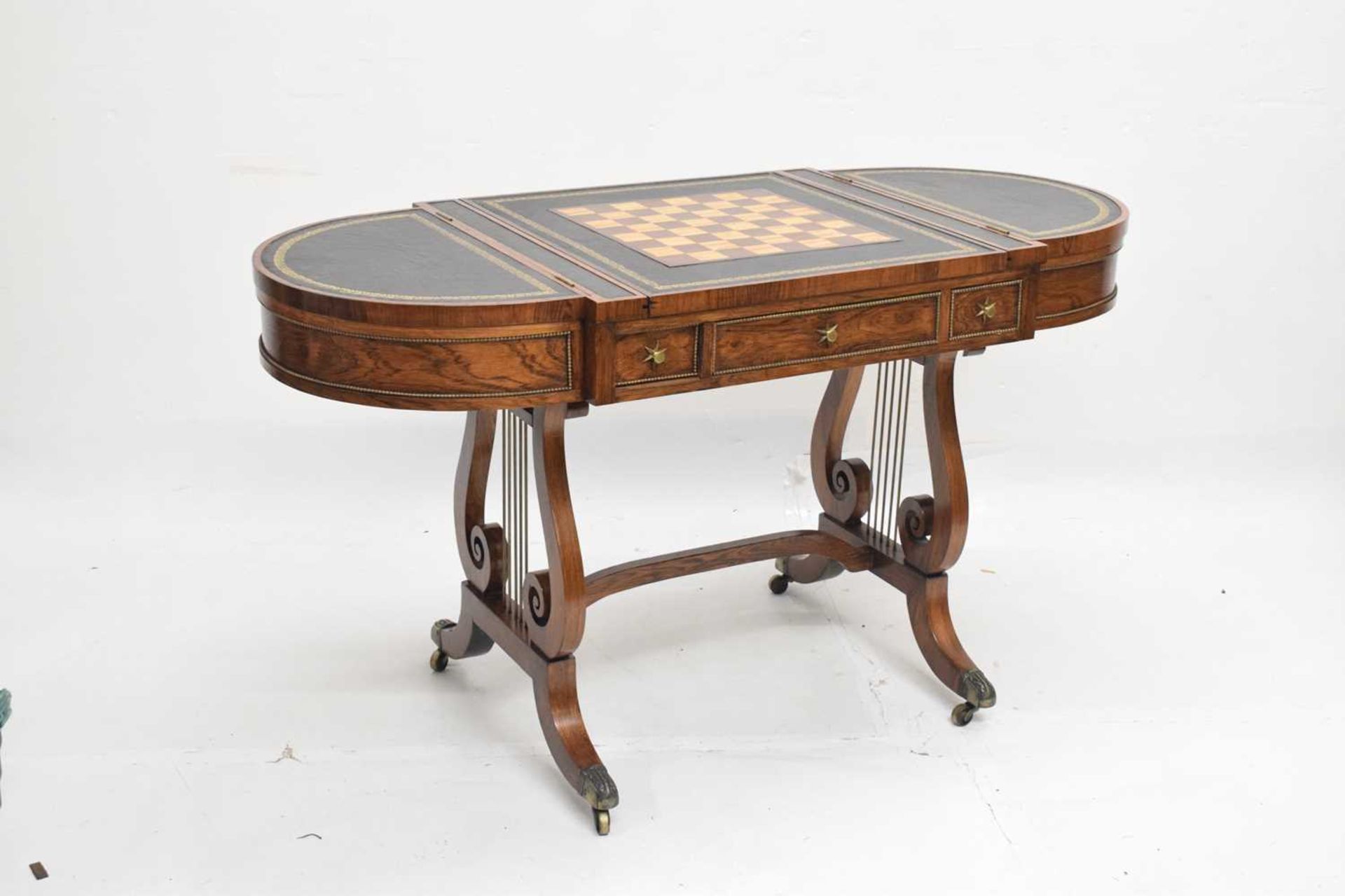 Fine Regency rosewood sofa backgammon table, in the manner of Gillows of Lancaster - Image 10 of 10