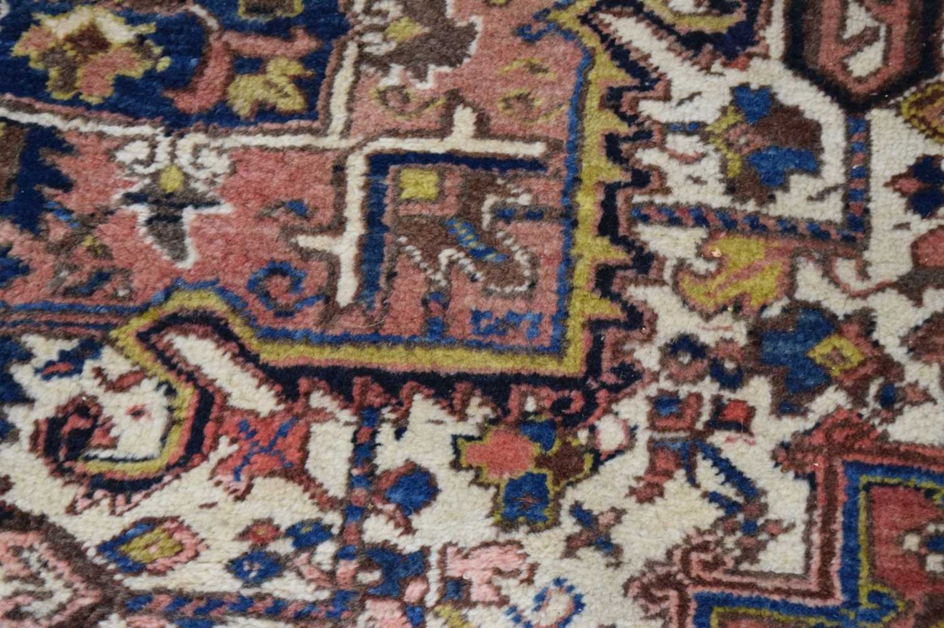 Persian Heriz rug - Image 6 of 7