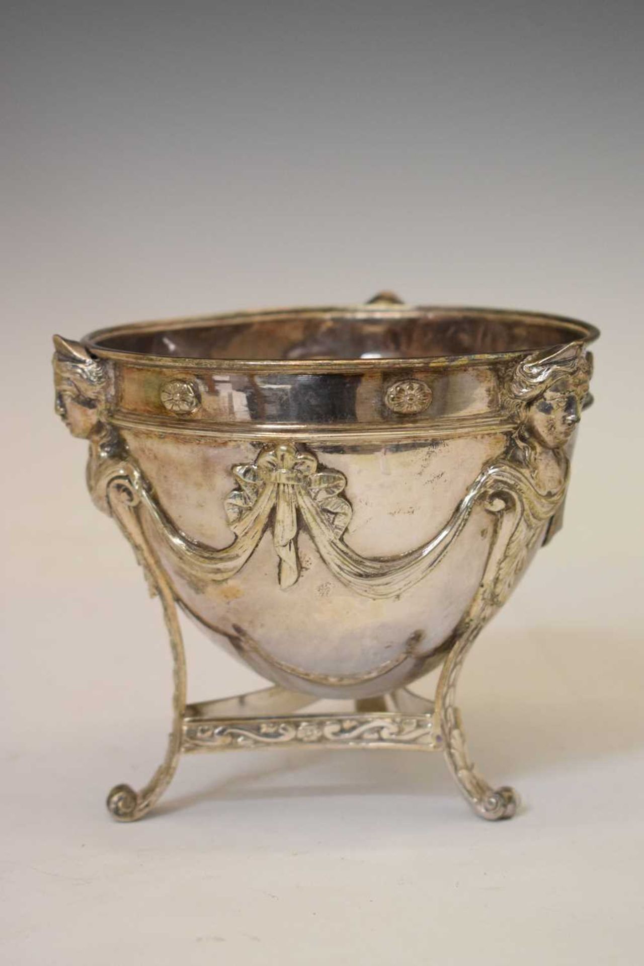 George III silver footed bowl with neo-classical decoration - Image 3 of 11