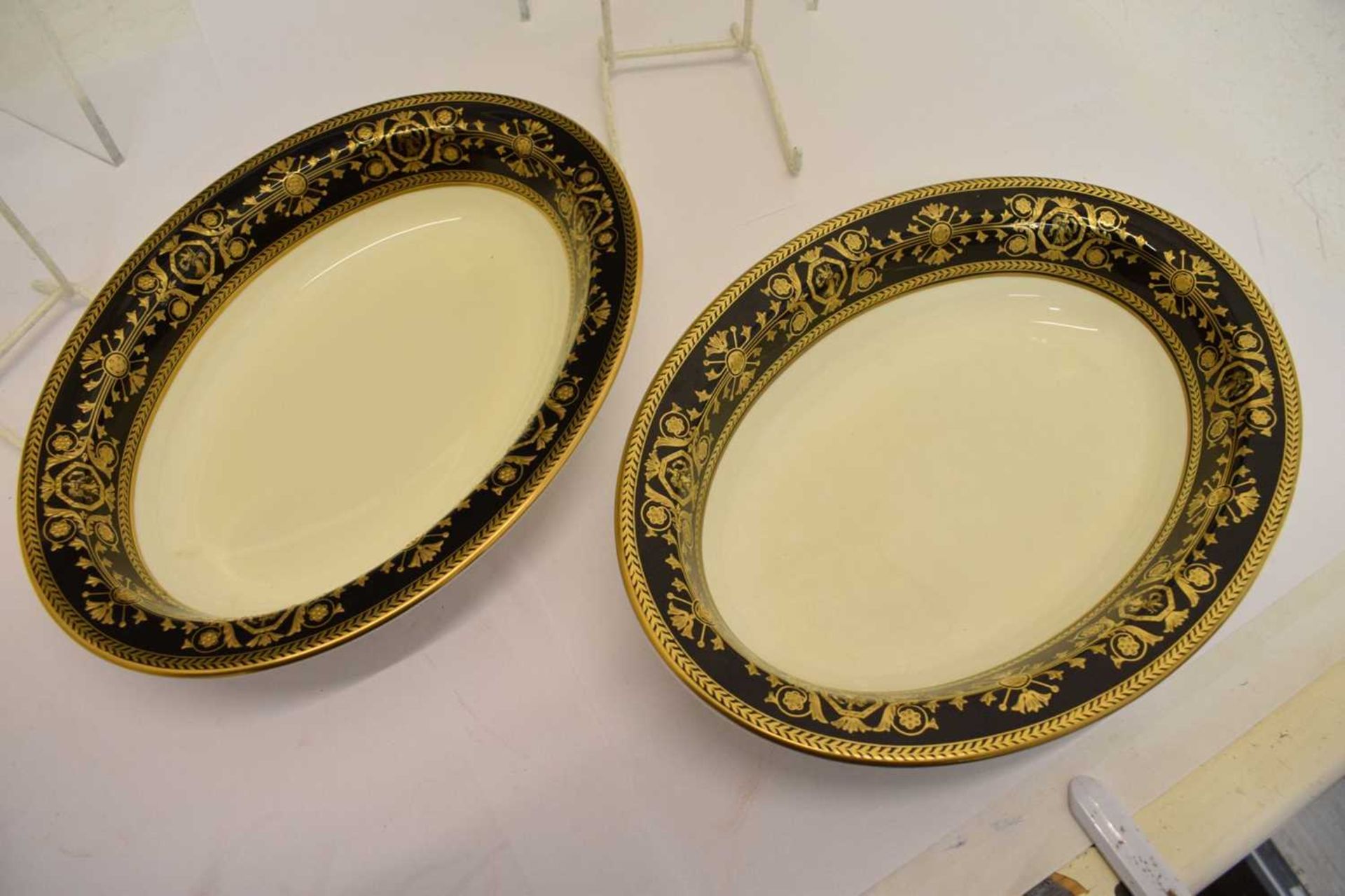 Five Wedgwood ‘Astbury’ pattern oval dishes - Image 7 of 11