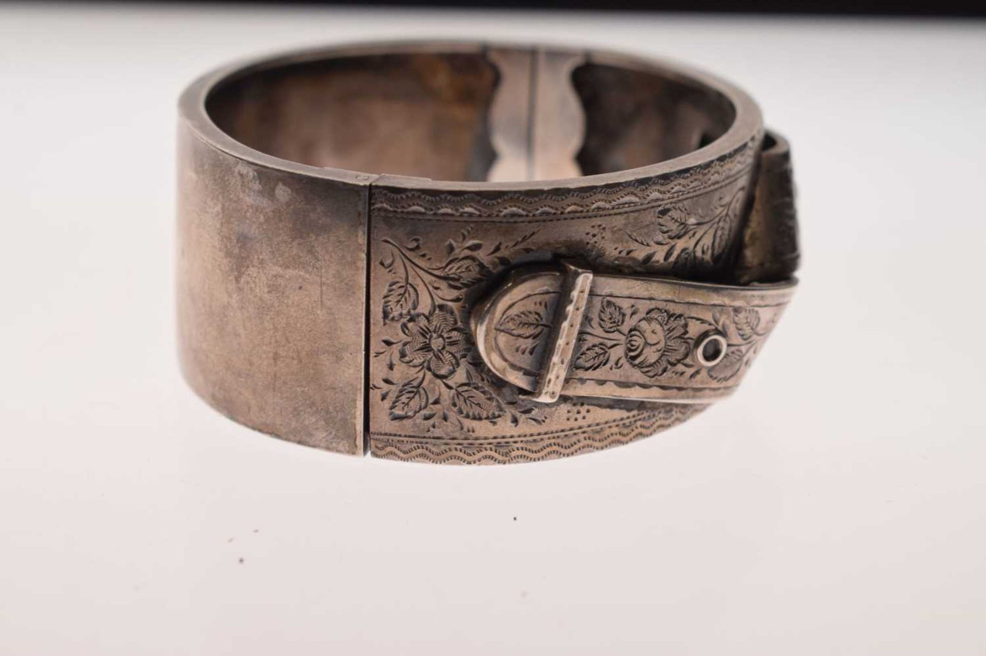 Late Victorian West's Patent silver cuff bangle - Image 5 of 10