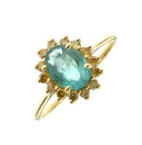 Emerald and yellow diamond cluster ring