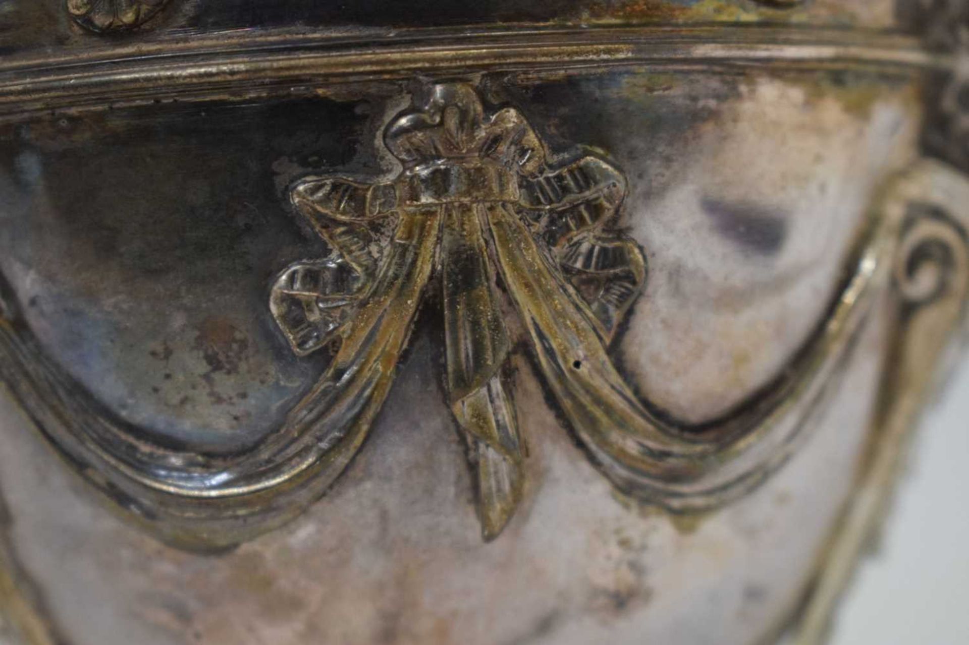 George III silver footed bowl with neo-classical decoration - Image 10 of 11