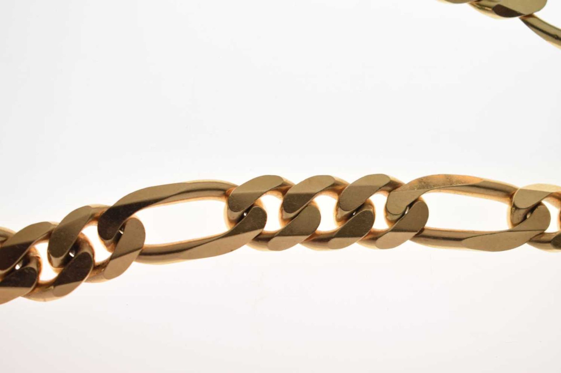 Heavy gauge filed curb link yellow metal chain, stamped '14K Italy' - Image 7 of 11