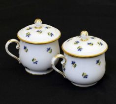 Pair of late 18th century Clignancourt, Paris porcelain custard or bouillon cups and covers