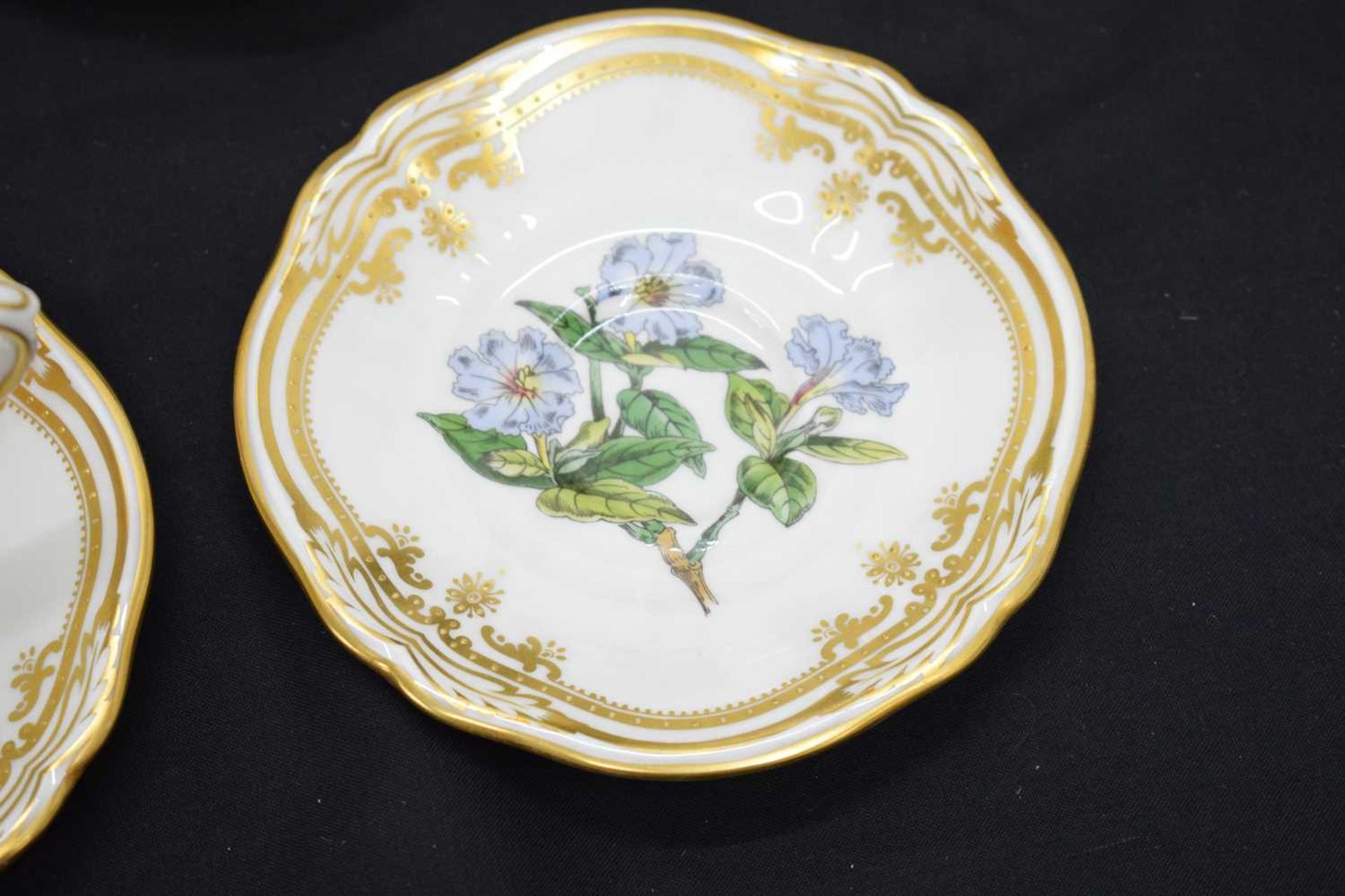 Extensive collection of Spode ‘Stafford Flowers’ dinner and tea wares - Image 10 of 17